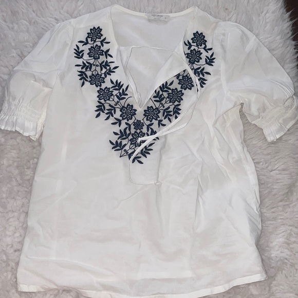 Lucky Brand Tops - Lucky brand blue & white xs blouse NWOT